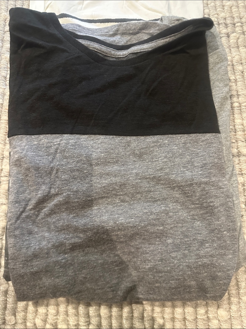 Case Study Light Blue Graphic Tee + 3 Neutral Tees - Picture 4 of 5